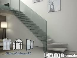 Pasamano y escalera de cristal 12500 en mtr/2 849349-4000 Foto 7053517-4.jpg