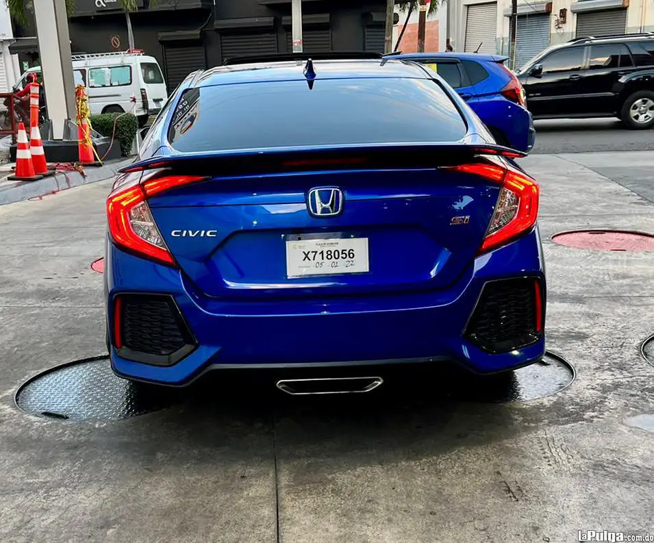 Honda Civic 2018 SI Foto 7059930-2.jpg