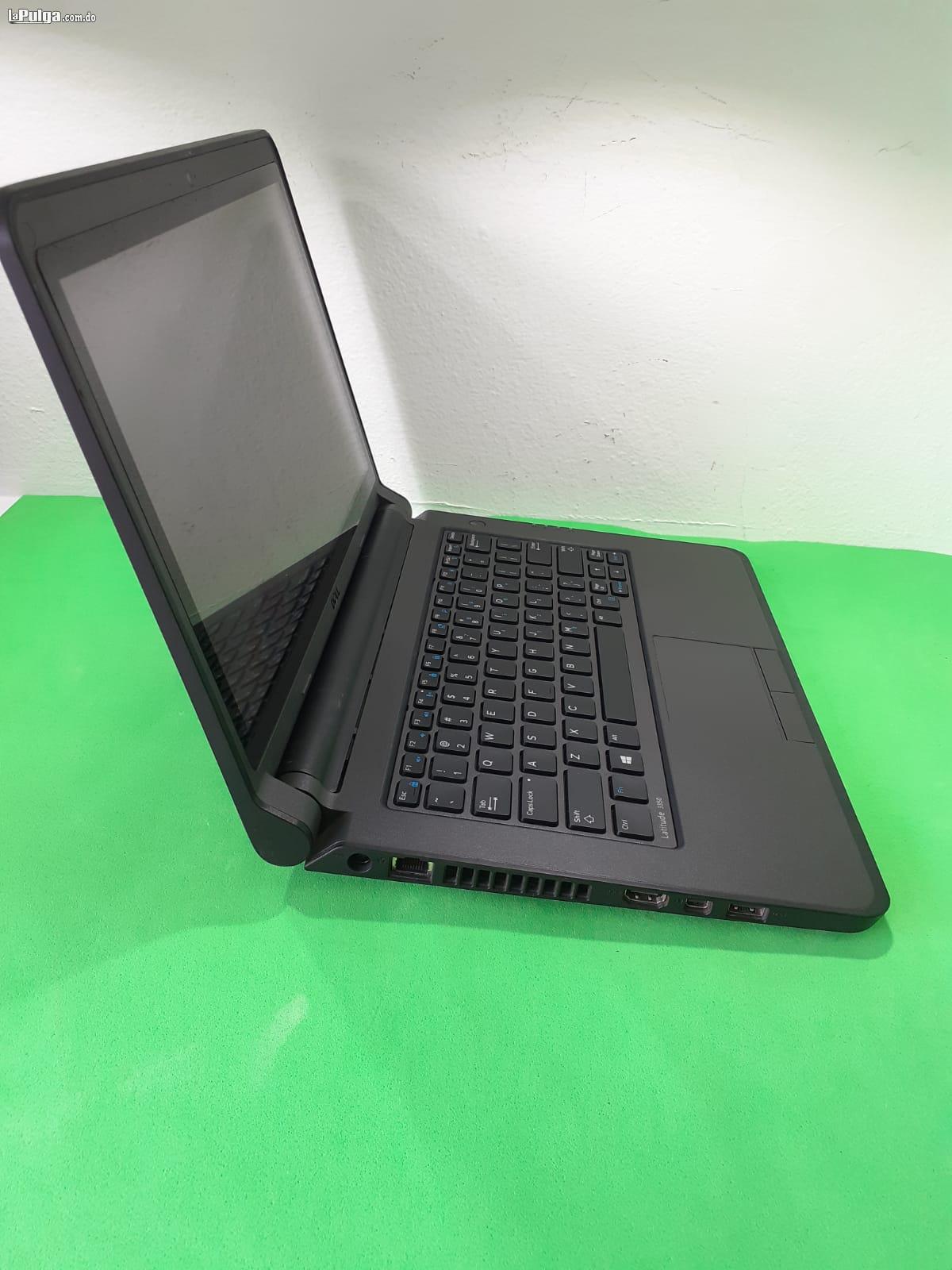 Dell Latitude 5590 i3 8GB RAM/128GB SSD/15.6 PULGADAS/ 7ma generación Foto 7105902-2.jpg