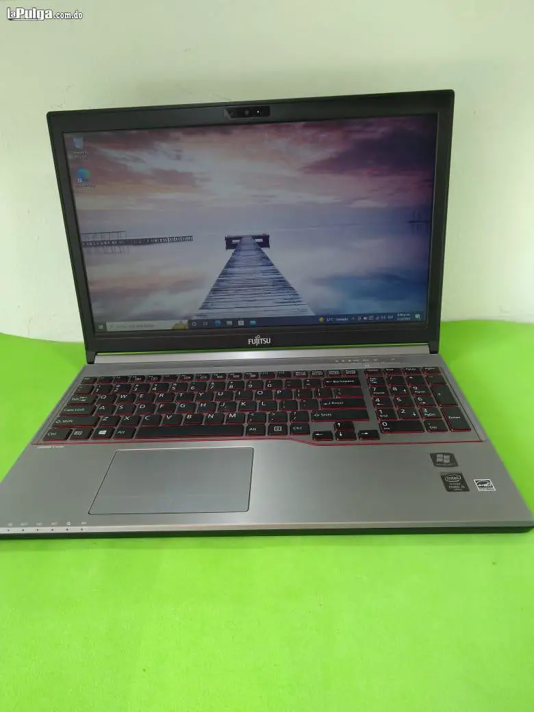 FUJITSU LIFEBOOK Foto 7107295-1.jpg