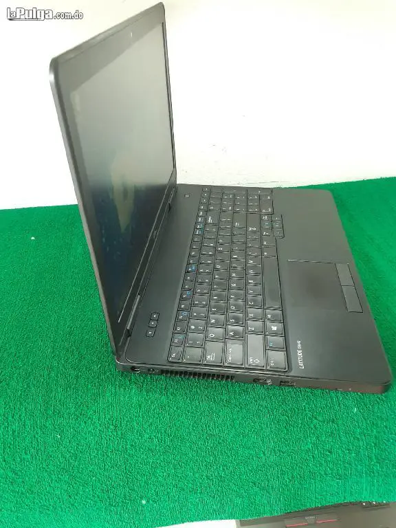 Laptop DELL E5540 i3 320GB  Foto 7110164-3.jpg