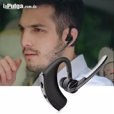 Auricular Bluetooth manos libres evita accidentes y multas de tránsit Foto 7112510-2.jpg