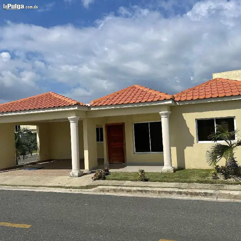 SE VENDE CASA DE 1 NIVEL EN EL RESIDENCIAL SHALOM 5 MVS S.C Foto 7127577-2.jpg