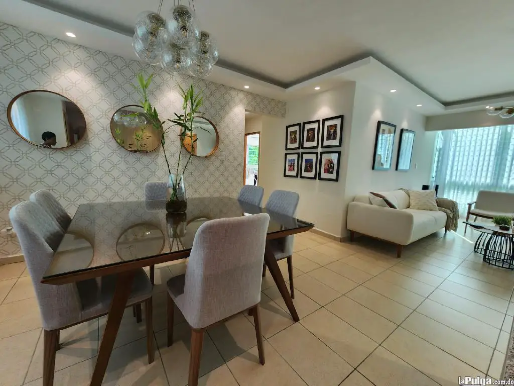 Apartamento en el Residencial Jardines Del Fresnos Foto 7127901-1.jpg