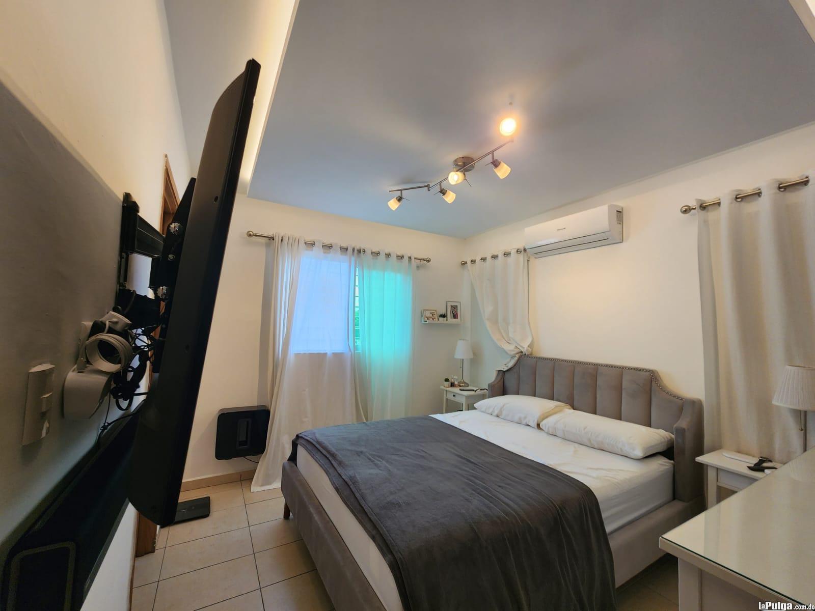 Apartamento en el Residencial Jardines Del Fresnos Foto 7127901-3.jpg