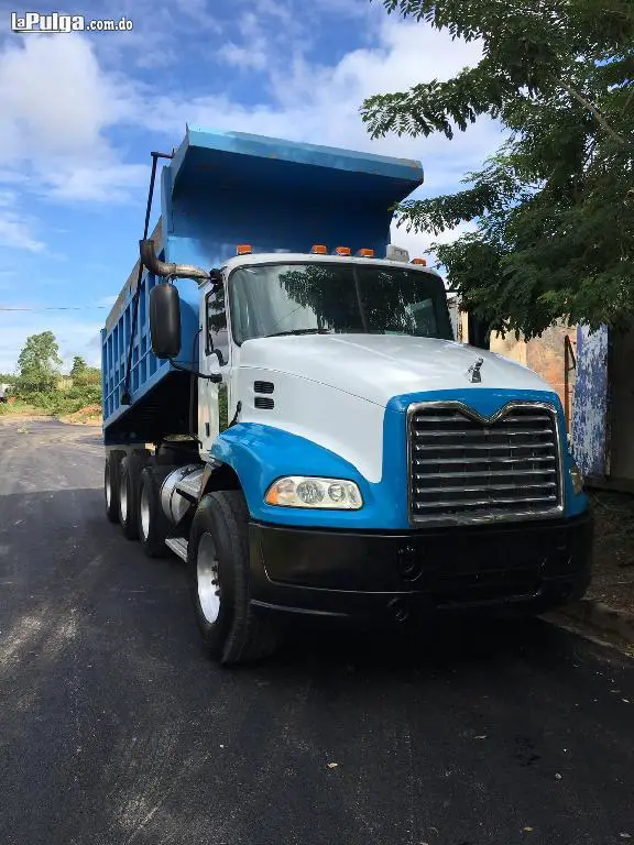 Mack Pennacle Volteo 18 Metros cúbicos 2009 Azul y Blanco 2009 Diesel Foto 7129427-3.jpg