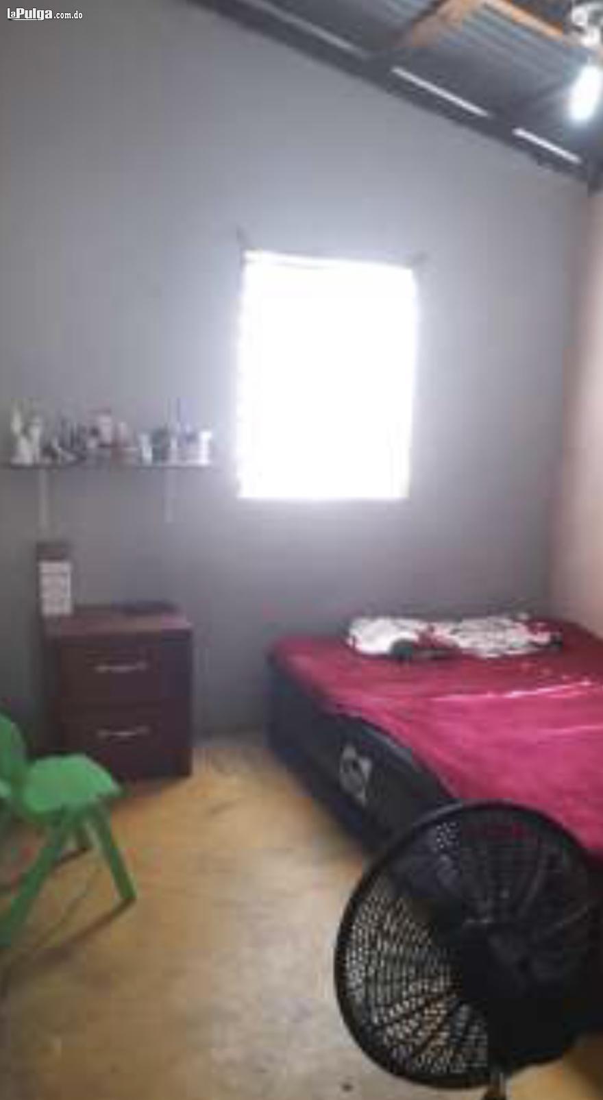 Casa de dos niveles  en Santo Domingo oeste  Foto 7129556-3.jpg
