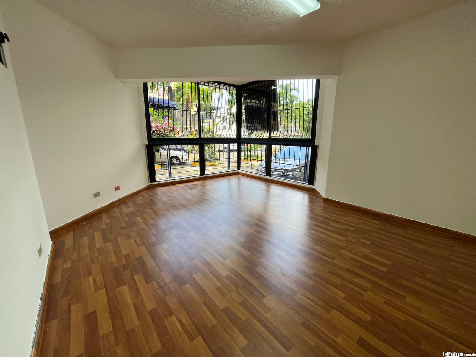 Apartamento en sector DN - Gazcue 2 habitaciones 1 parqueos Foto 7131245-4.jpg