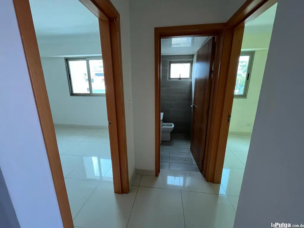 Apartamento en sector DN - Gazcue 2 habitaciones 2 parqueos Foto 7131246-4.jpg