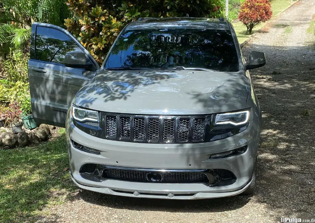 Jeep Grand Cherokee 2014 Gasolina convertida srt 2019  en Tenares Foto 7131369-1.jpg