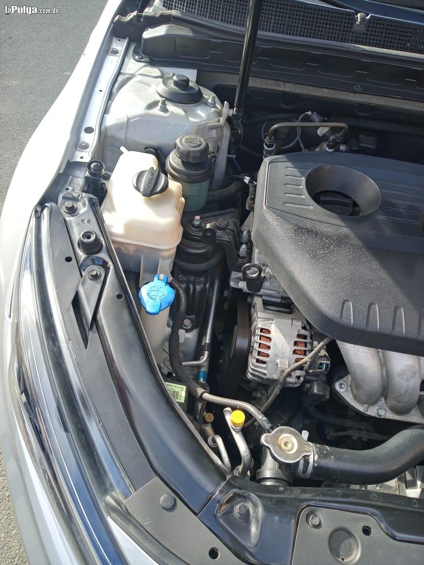 Kia K5 2016 Foto 7131656-3.jpg