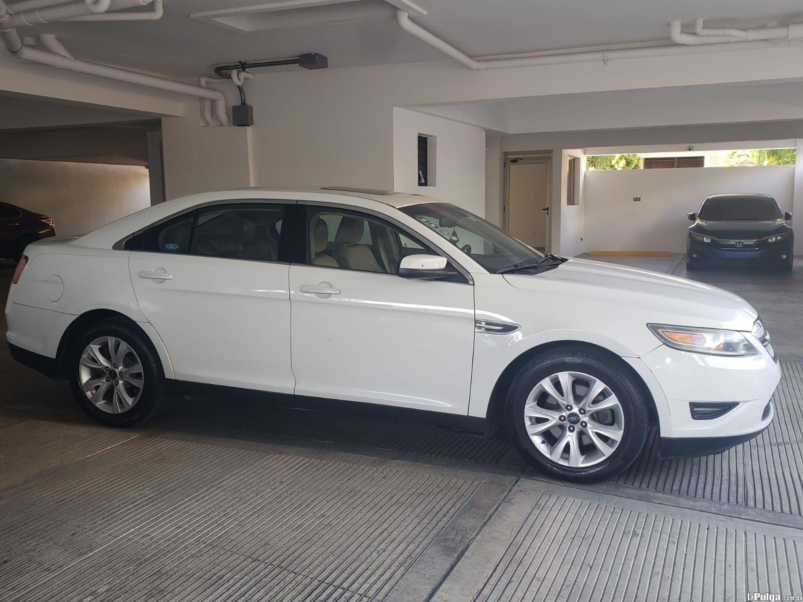 Ford Taurus En excelentes condiciones y con poco uso Foto 7132170-4.jpg