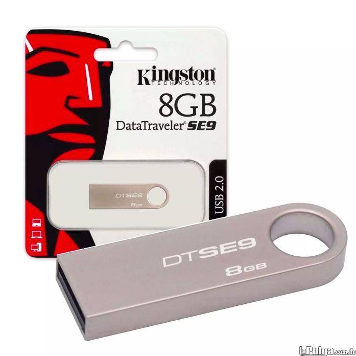 Memoria usb de 8gb kingston metalica Foto 7132981-1.jpg