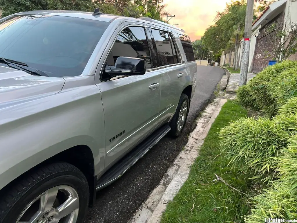 Chevrolet Tahoe 2016 Gasolina Foto 7133328-3.jpg