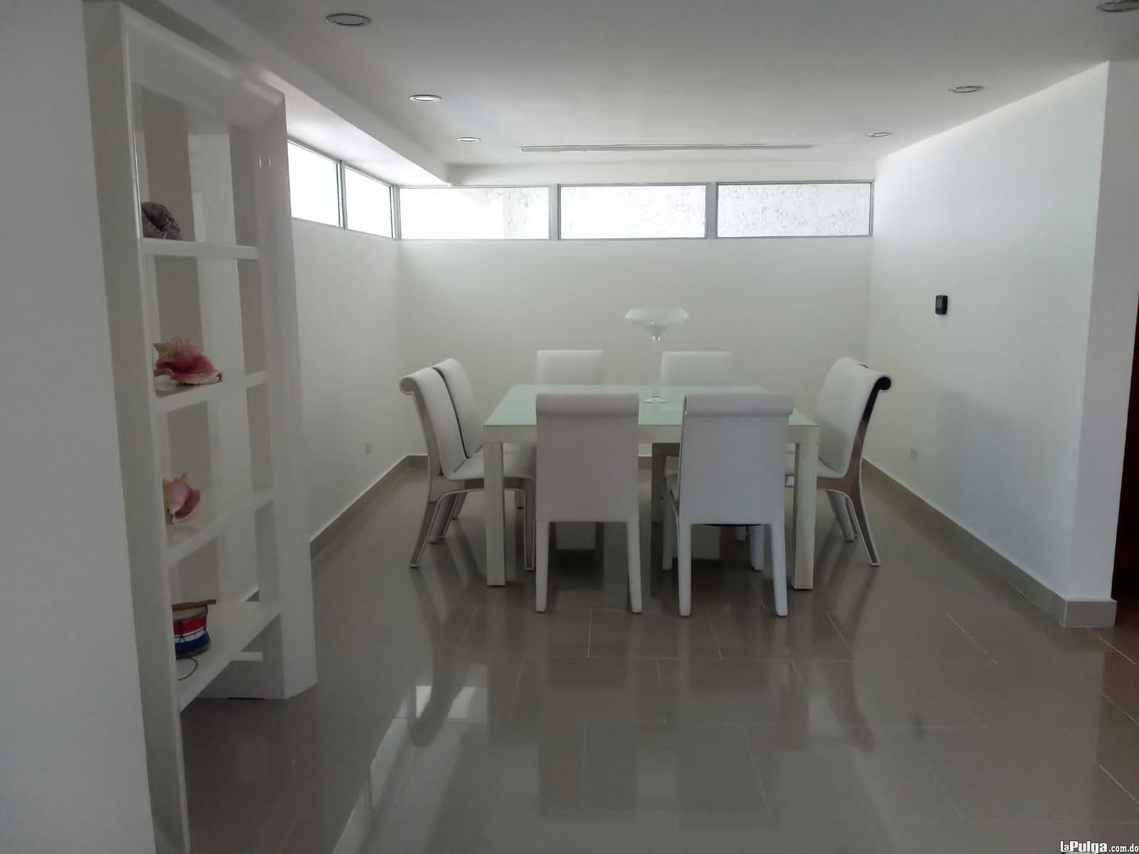 Apartamento amueblado en venta en torre en el Malecón Foto 7133722-3.jpg