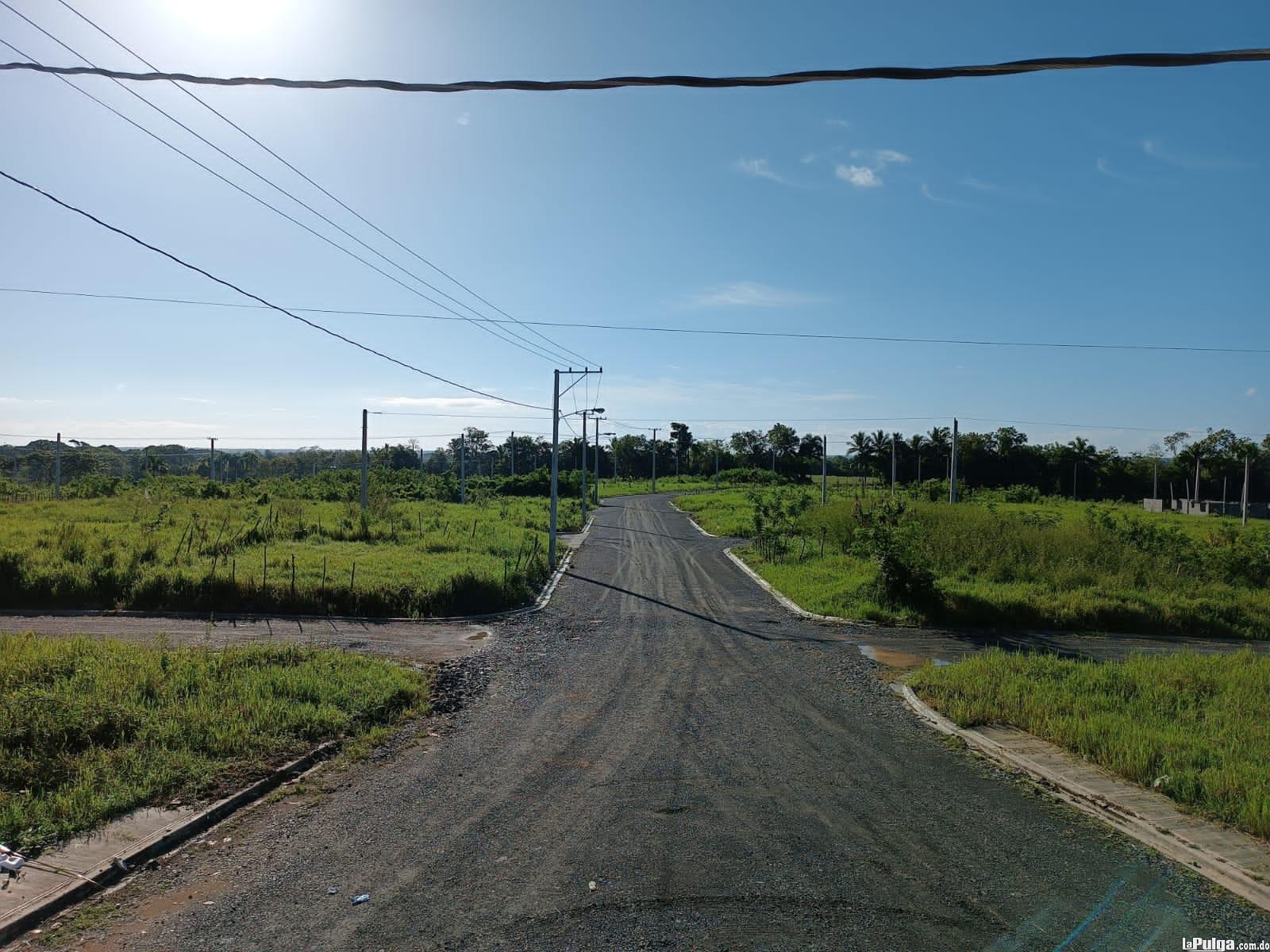 Solares con Titulo en Santo Domingo Norte  12 minutos del  Metro y Si Foto 7134246-2.jpg