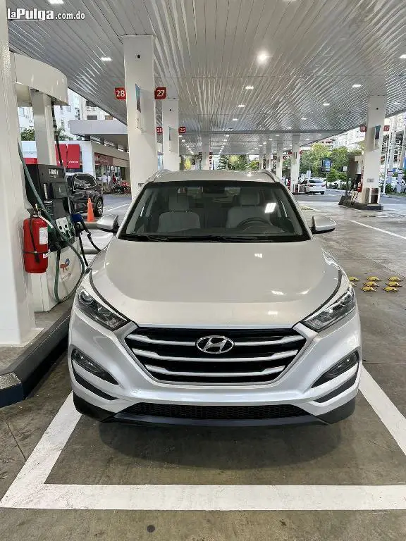 Hyundai Tucson 2.0 AWD 2017 Foto 7134998-4.jpg