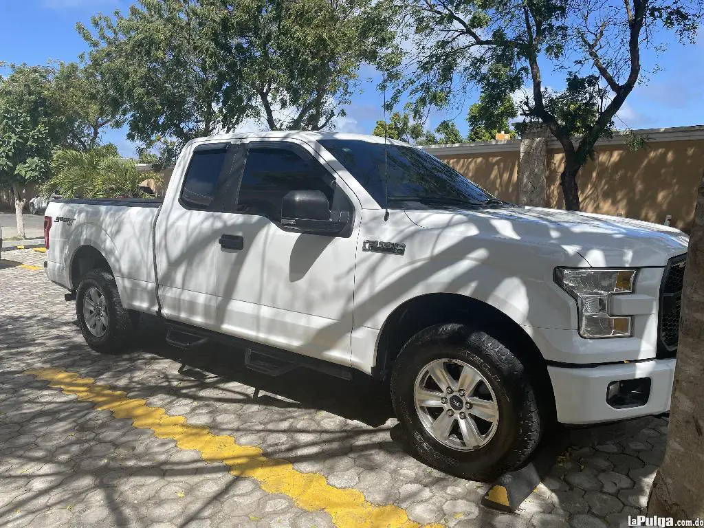 Ford F150 XL 4x4 2016 en  Foto 7135691-2.jpg