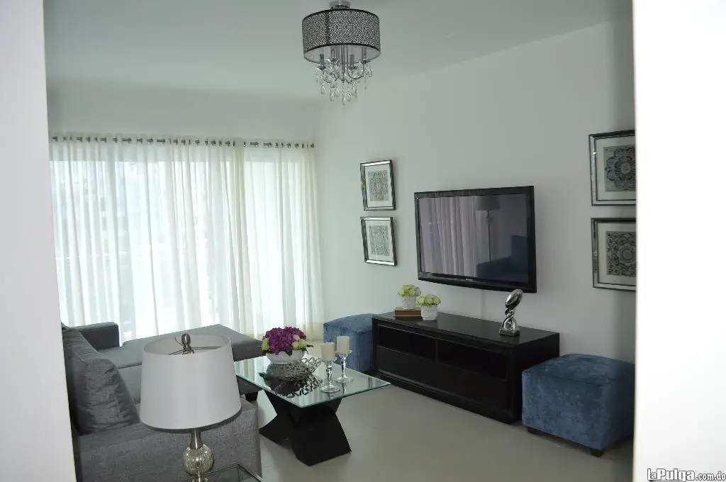 Apartamento en alquiler o venta moderno y amueblado Piantini DN Foto 7136238-3.jpg