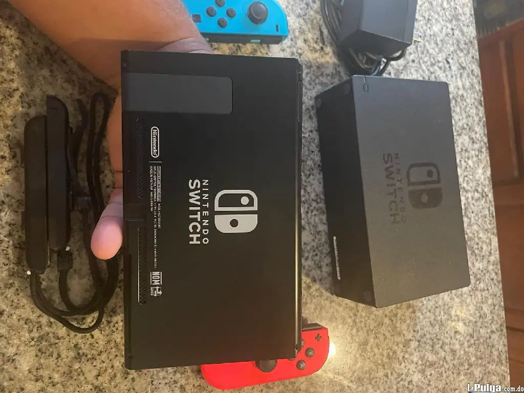 Nintendo Switch V2 Optimas condiciones 3 juegos Foto 7136633-2.jpg