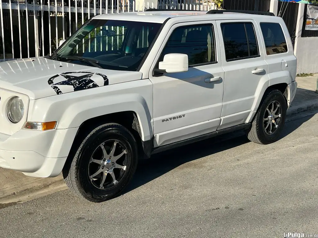 Jeep Patriot 2011 Gasolina Foto 7136749-3.jpg