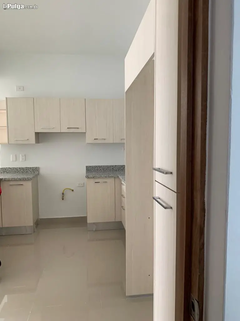 Apartamento En Alquiler En sector Galá Distrito Nacional Foto 7137881-2.jpg