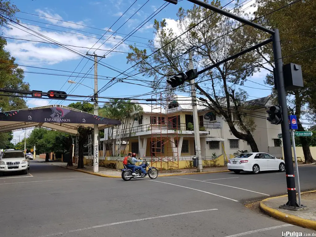 Casa En El Centro De La Vega Próxima Al Banco Agrícola Foto 7139045-4.jpg