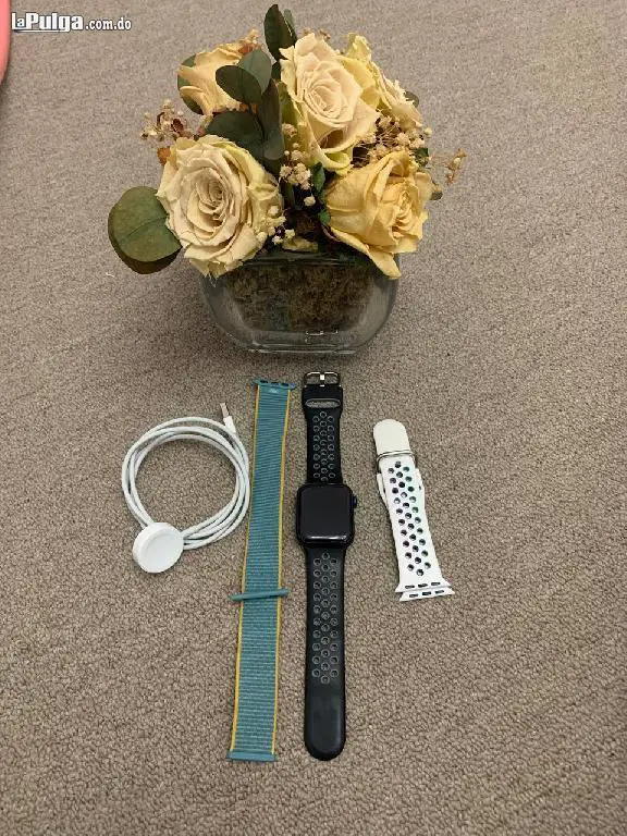 Apple Watch Series 6 40mm GPS  WiFi Sport Band  Foto 7141628-4.jpg