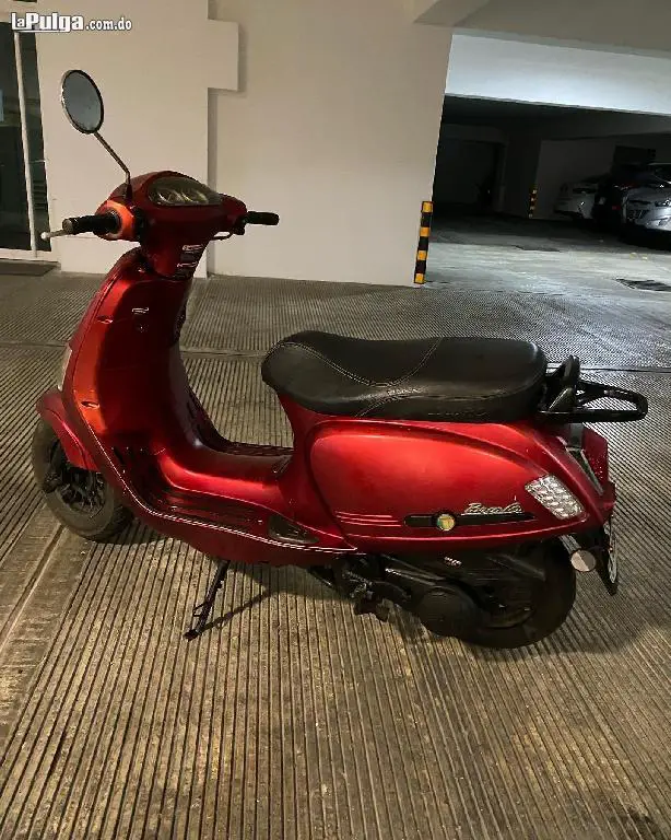 Vespa Tauro 2018 150cc 70mil Foto 7142201-3.jpg