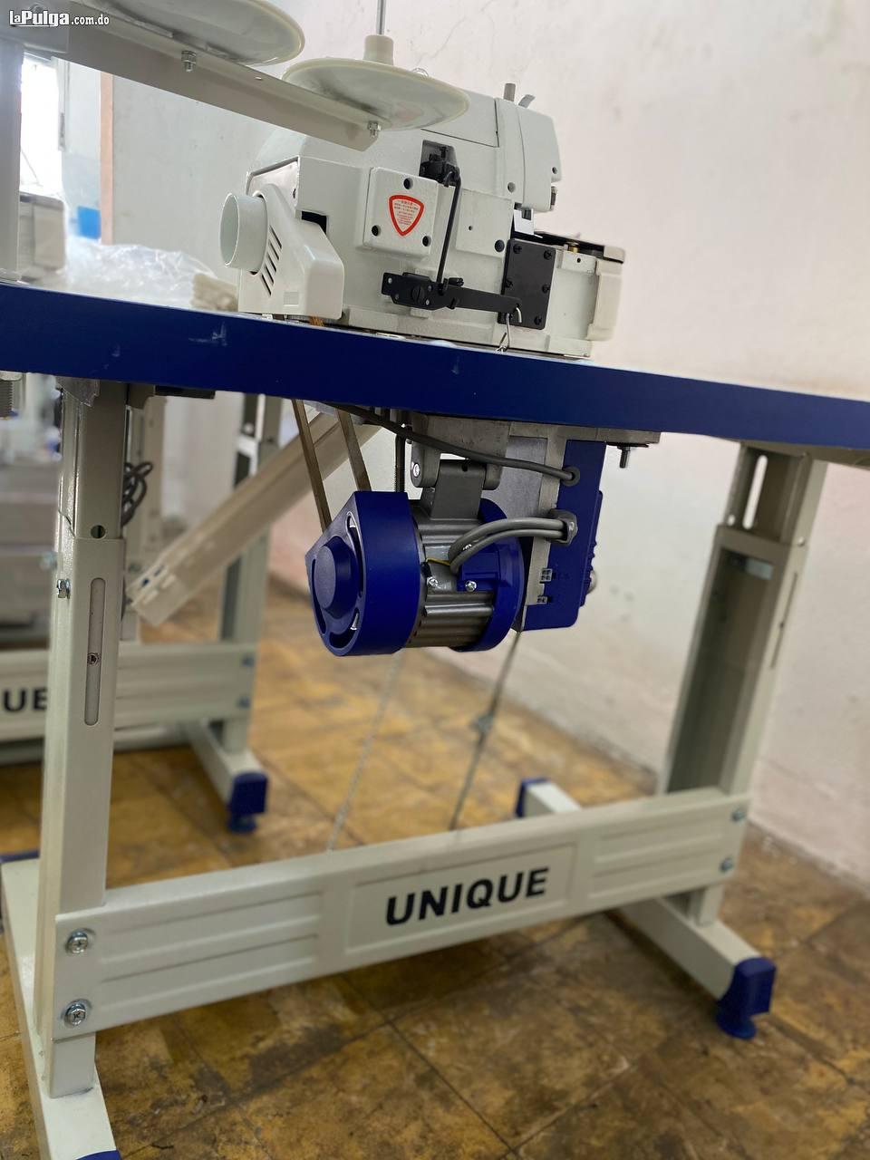maquina de coser mero alta velocidad Overlock marca Siruba 4 hilos Foto 7142513-1.jpg