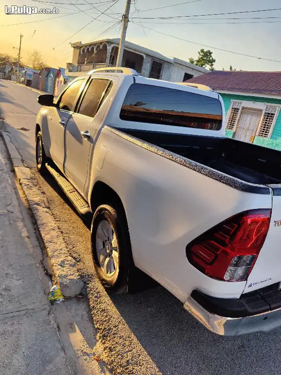 Toyota Hilux 2016 Diesel  en Duvergé Foto 7143946-2.jpg