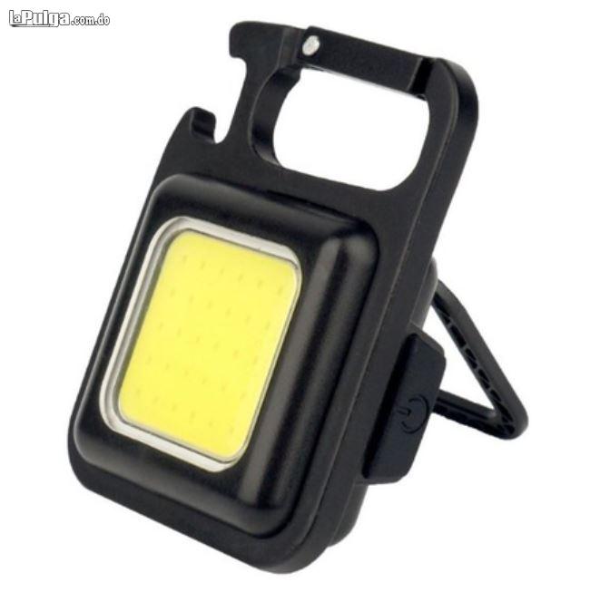 Mini linterna led portatil. Foto 7144108-5.jpg