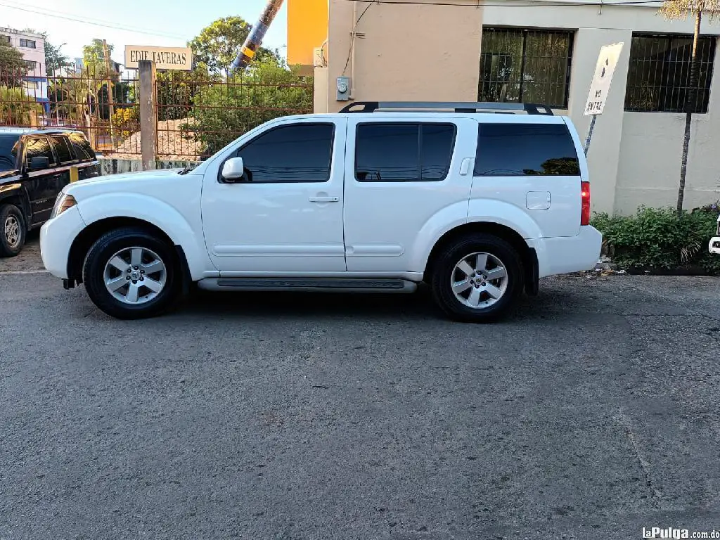 Nissan Pathfinder año 2011 Gasolina blanca Foto 7146703-4.jpg