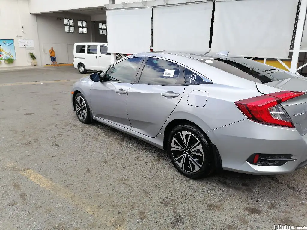 Honda Civic 2017 Gasolina Foto 7147381-1.jpg