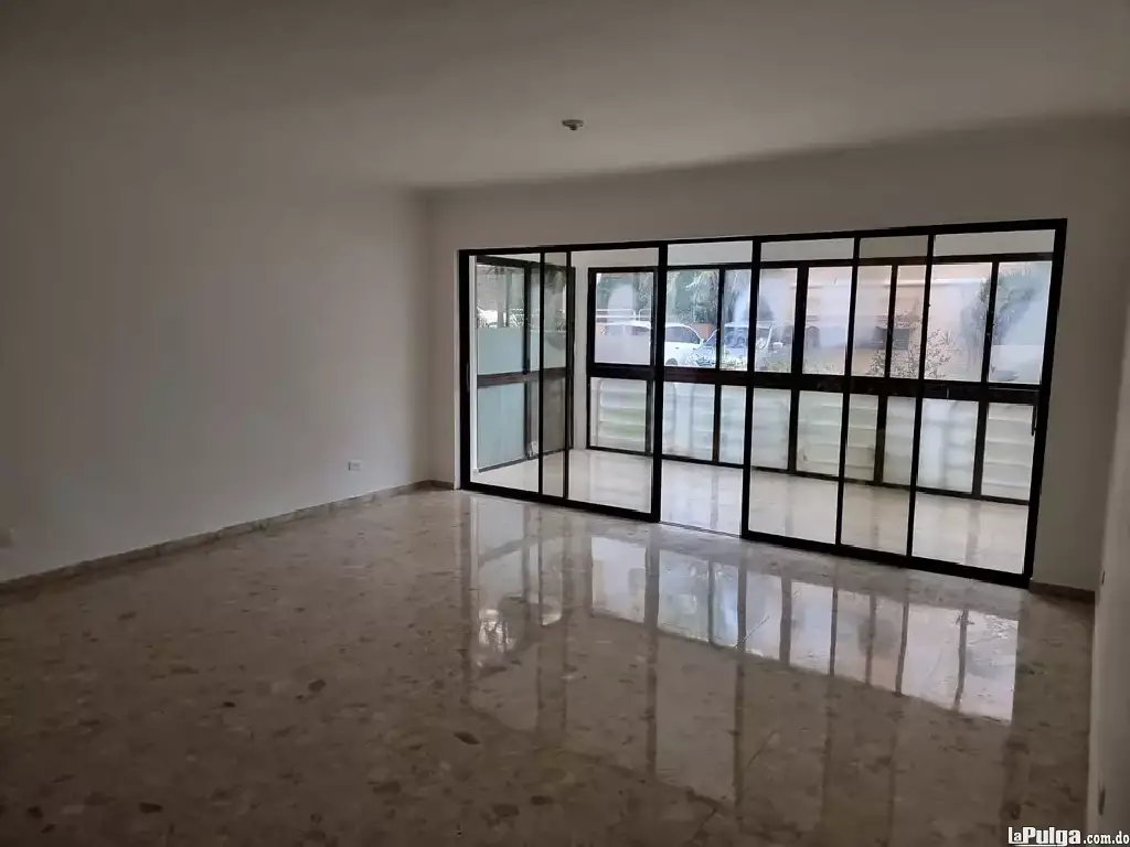 Apartamento en gazcue en alquiler como nuevo Foto 7147695-4.jpg