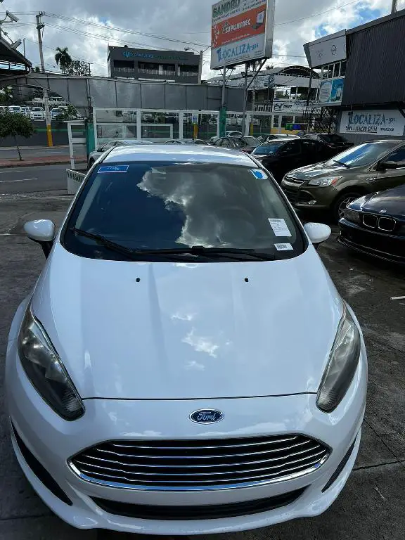 FORD FIESTA  RECIEN IMPORTADO 2017 Foto 7148400-c1.jpg