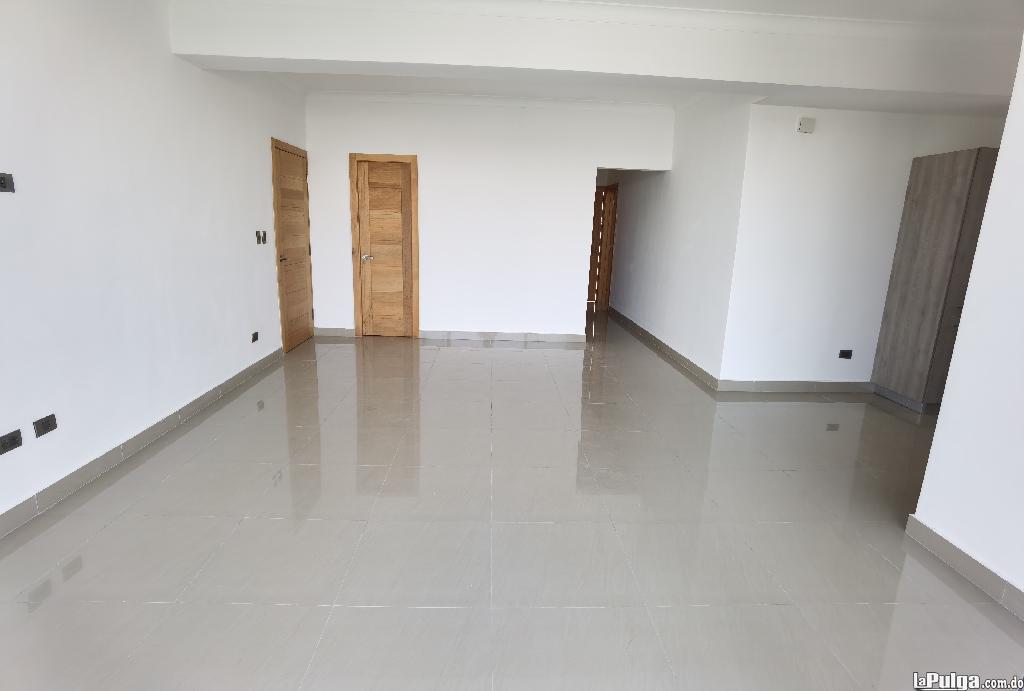 Apartamento en venta en Mirador Sur Santo Domingo Foto 7149138-2.jpg