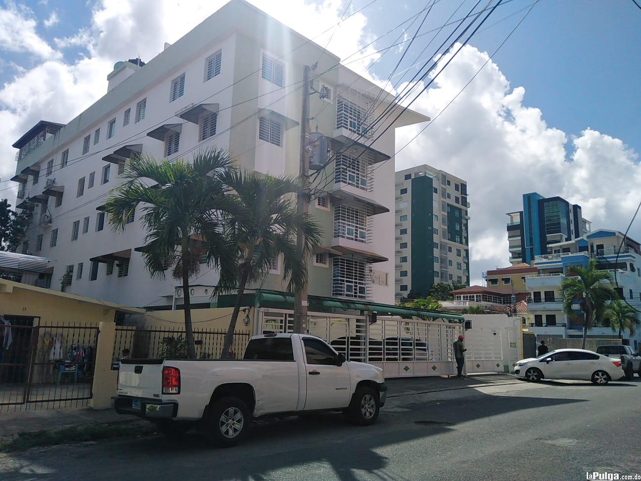 Apartamento en sector SDE - Alma Rosa. 3 habitaciones 2 parqueos Foto 7149322-4.jpg