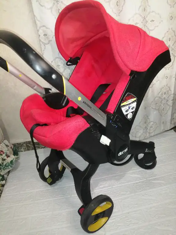 Coche Estilo Donna para bebé 3 en 1 Rojo Úpale - Peque Ayuda