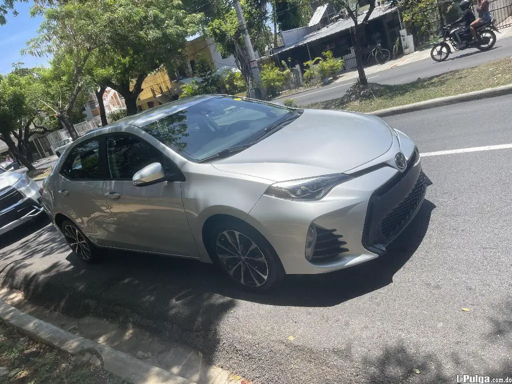 Toyota Corolla 2018  Foto 7151719-3.jpg