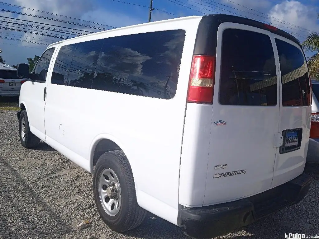 Chevrolet Express 2009. Mercancía vehículo carga busco encontrar Foto 7152108-4.jpg