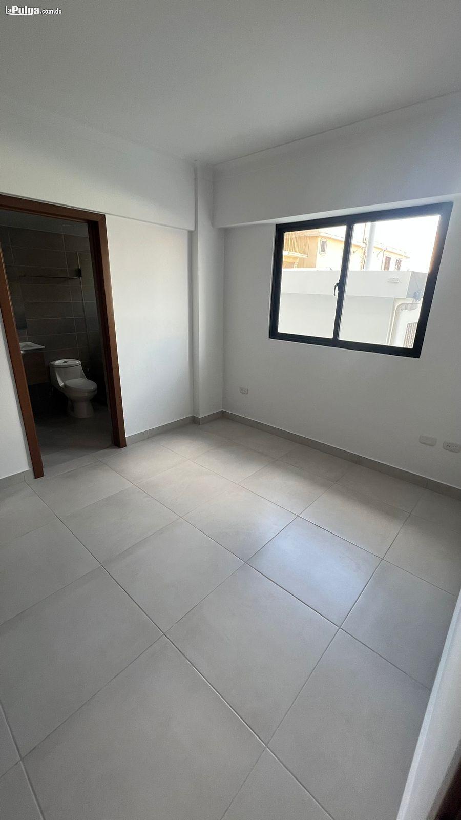 Apartamento en sector DN - Quisqueya 1 habitaciones 1 parqueos Foto 7152759-2.jpg