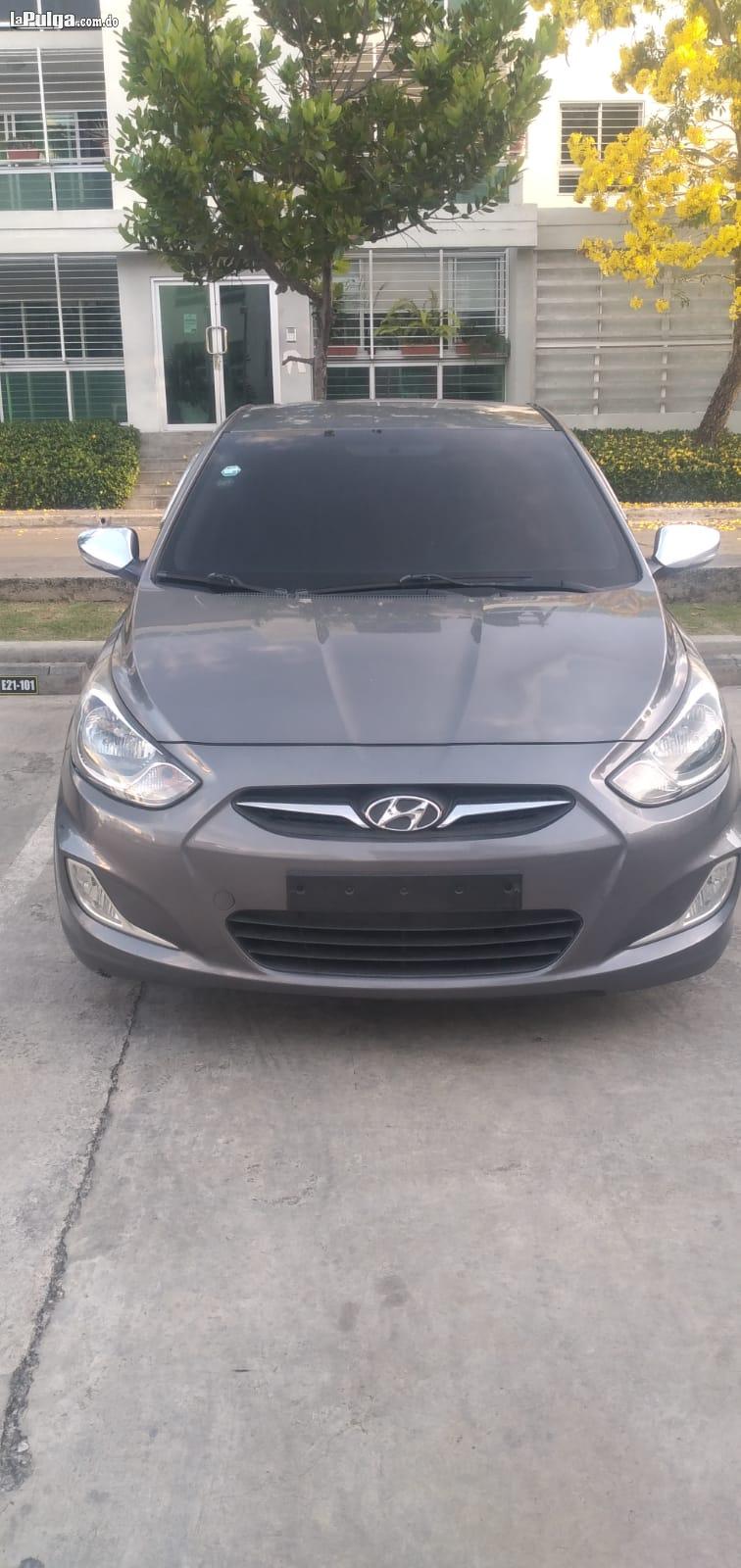 Vendo Hyundai Accent 2014 Turbo Diesel Foto 7153207-5.jpg