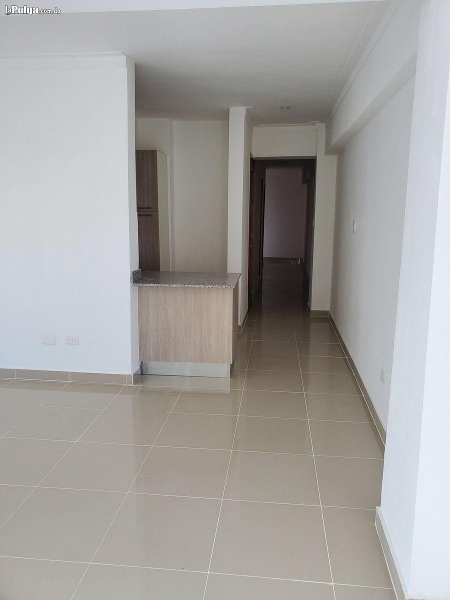 Se alquila apartamento nuevo Foto 7153233-6.jpg