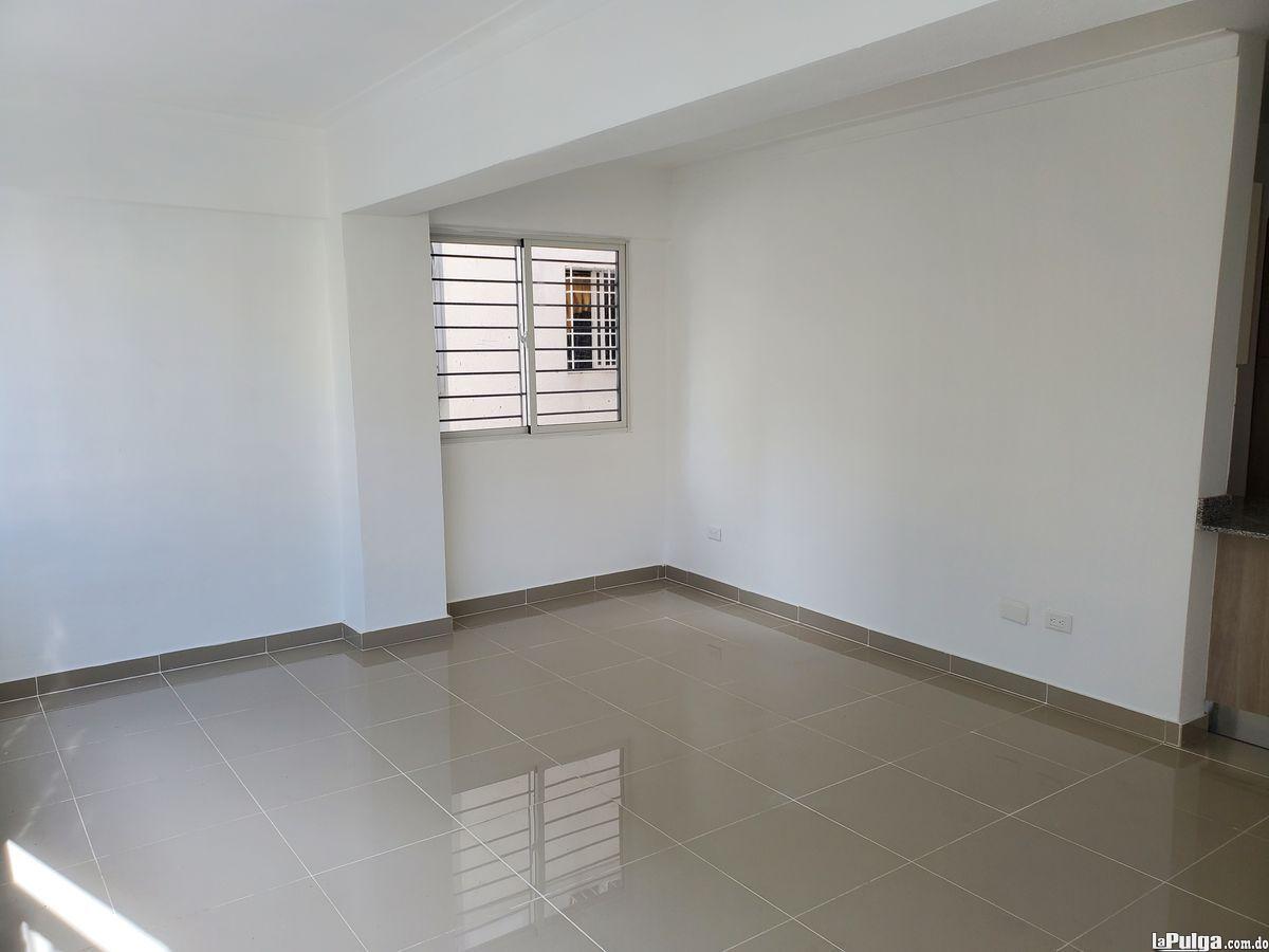 Se alquila apartamento nuevo Foto 7153233-8.jpg