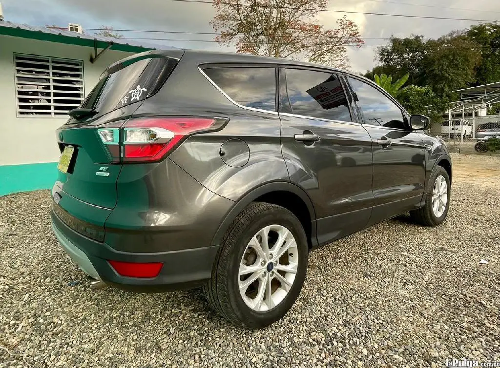 Ford Escape 2017 Gasolina en La Concepción de La Vega Foto 7153606-2.jpg