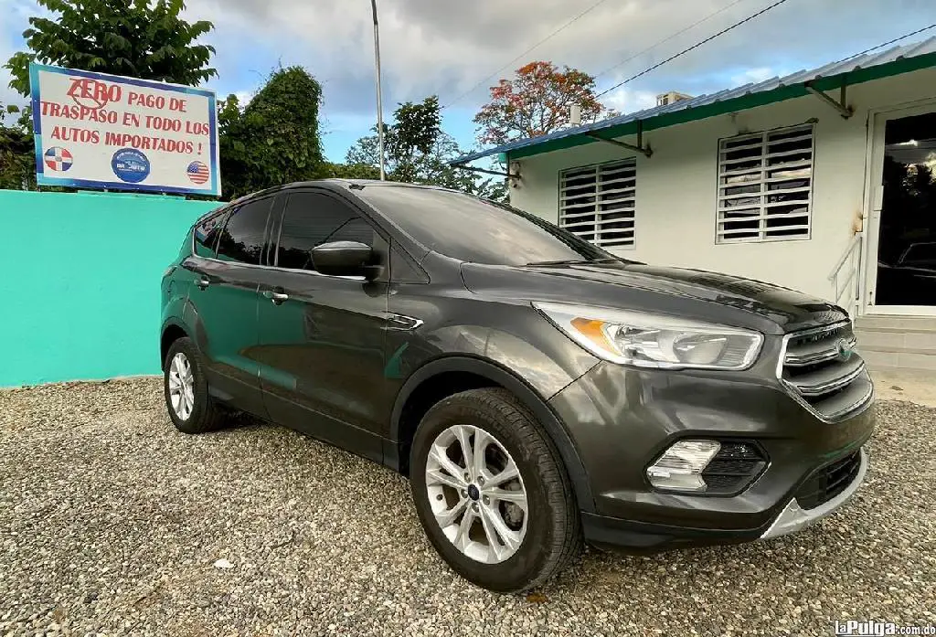 Ford Escape 2017 Gasolina en La Concepción de La Vega Foto 7153606-5.jpg