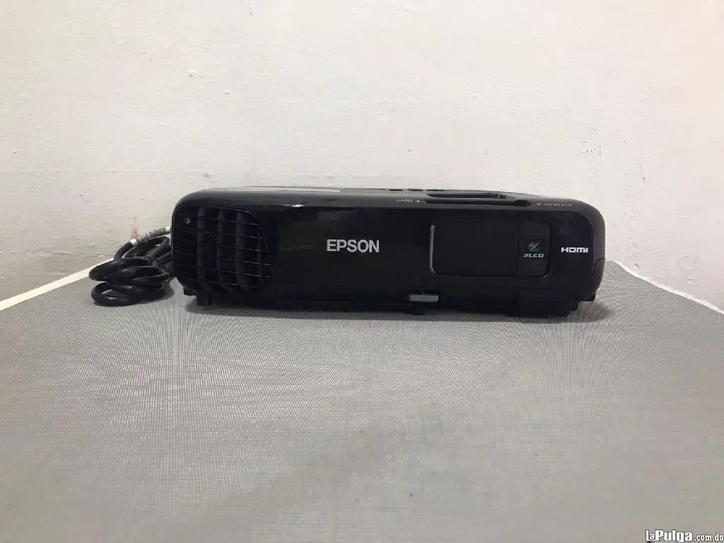 PROYECTOR EPSON EX5220 Contacto 8096321122 Foto 7155280-1.jpg