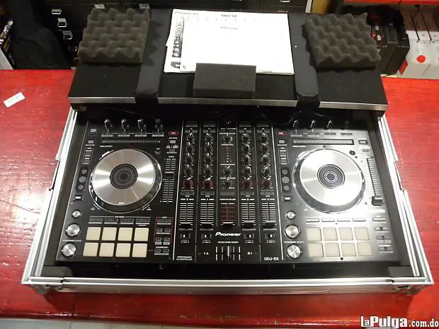 DJ Controller Pioneer DDJ SX SERATO PRO internationalturbonotevapdesbl Foto 7155298-5.jpg