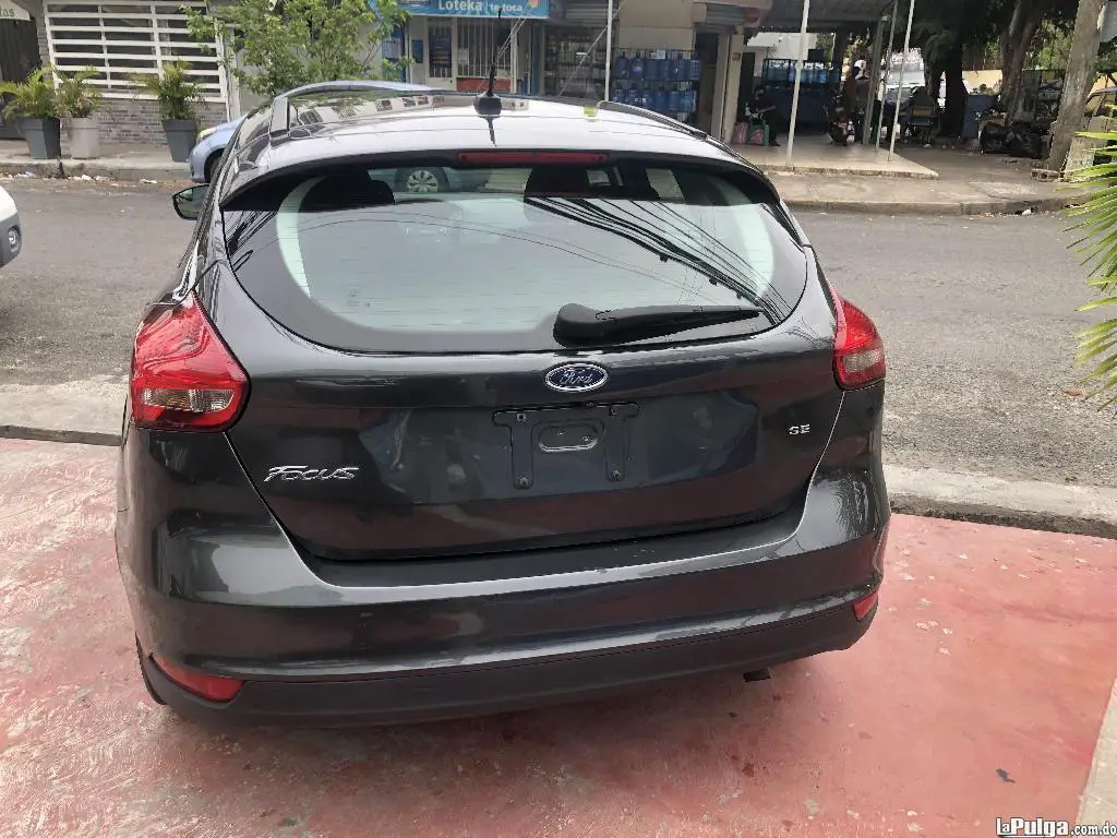 Ford Focus 2018 Se Hatchback  Foto 7155968-1.jpg